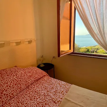 Cisto - Giardino E Vista Sul Golfo Di Bosa